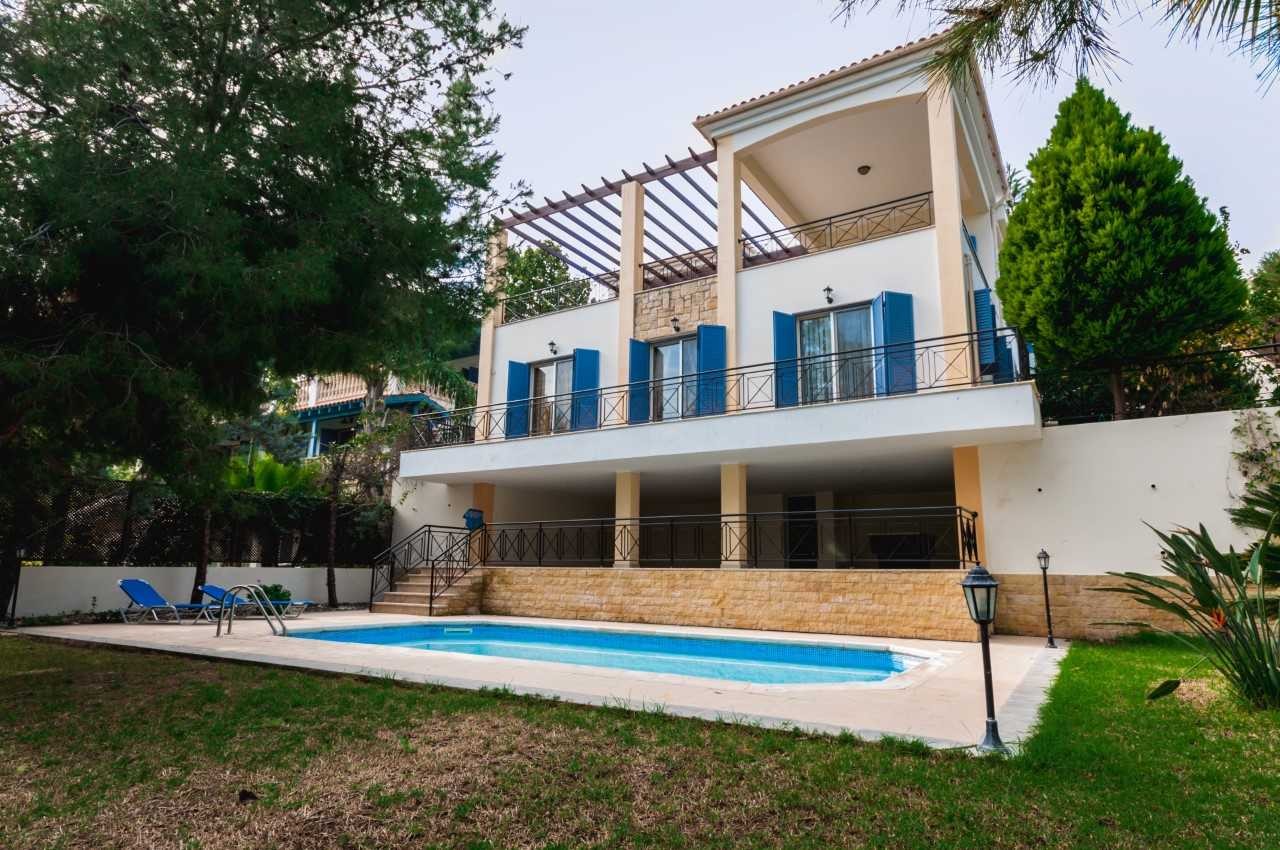 Вилла в Пафосе, Кипр, 300 м² - фото 1
