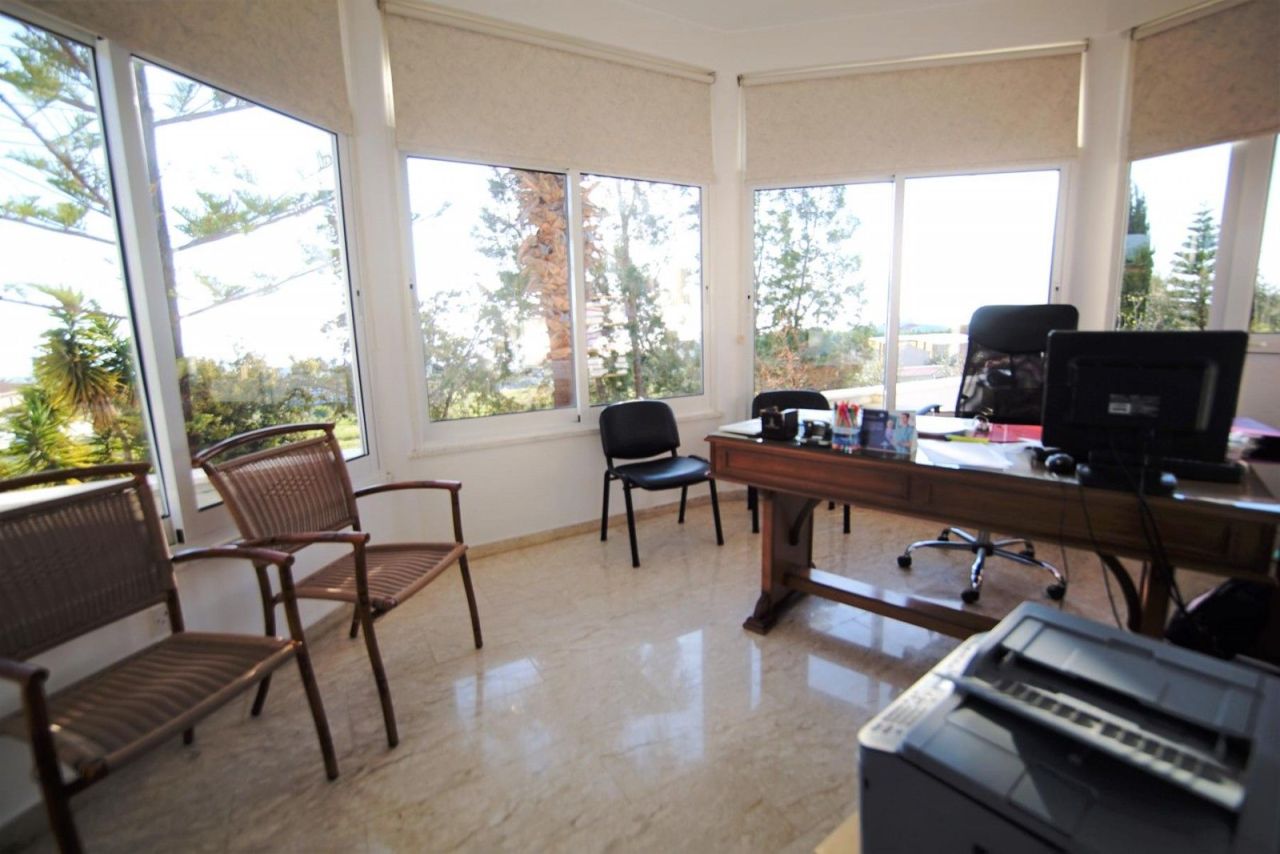 Вилла в Пафосе, Кипр, 450 м² - фото 6