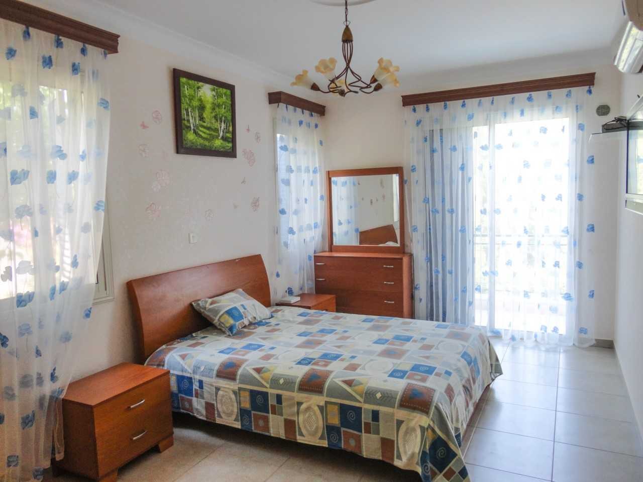 Вилла в Пафосе, Кипр, 300 м² - фото 6