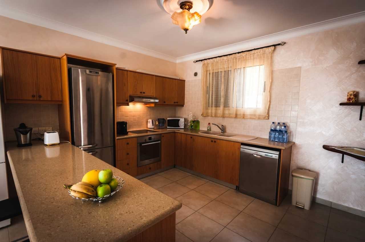 Вилла в Пафосе, Кипр, 300 м² - фото 12