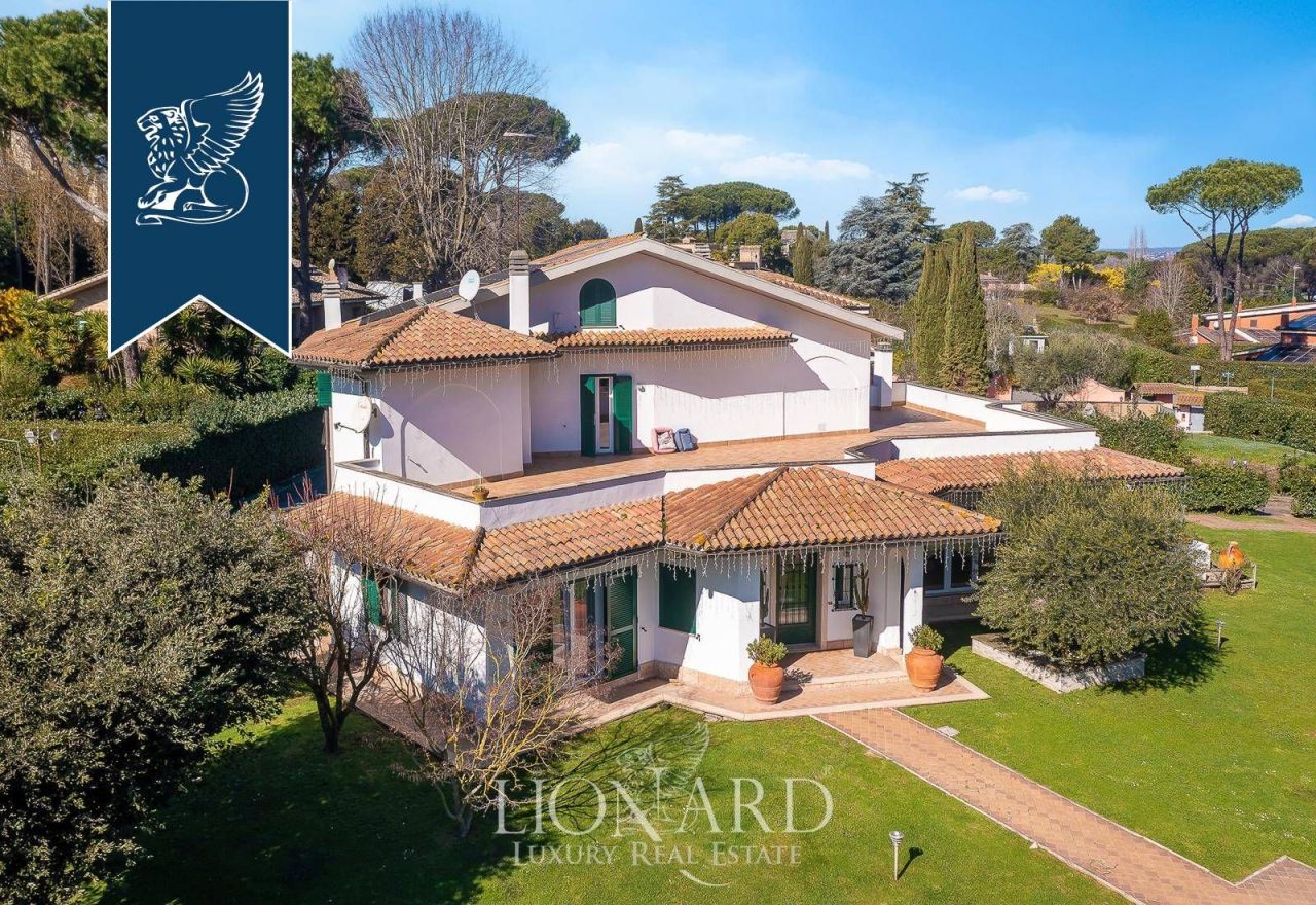 Вилла в Риме, Италия, 500 м² - фото 2