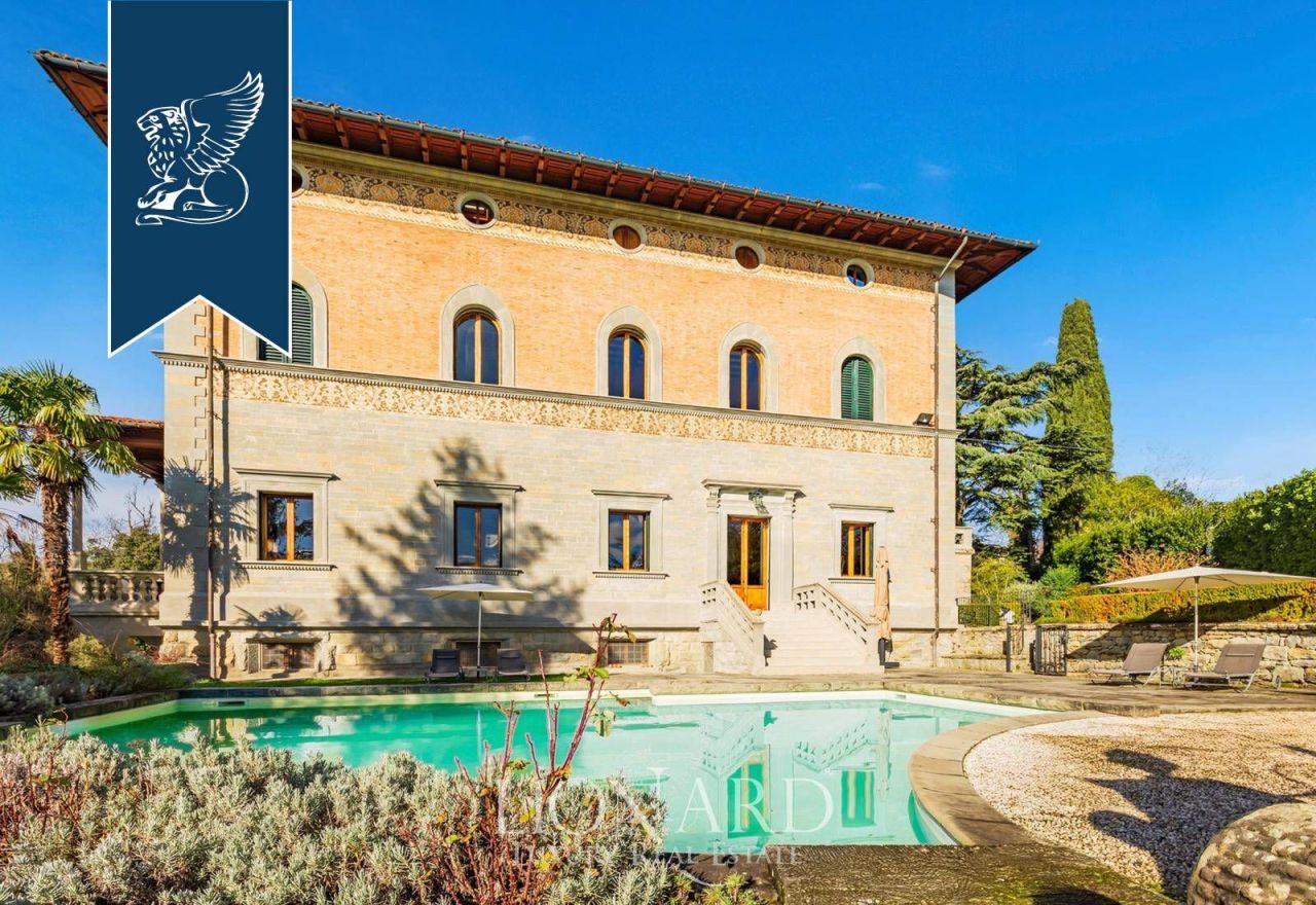 Вилла в Виккьо, Италия, 1 300 м² - фото 3