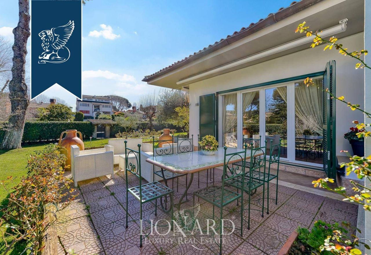 Вилла в Риме, Италия, 500 м² - фото 8