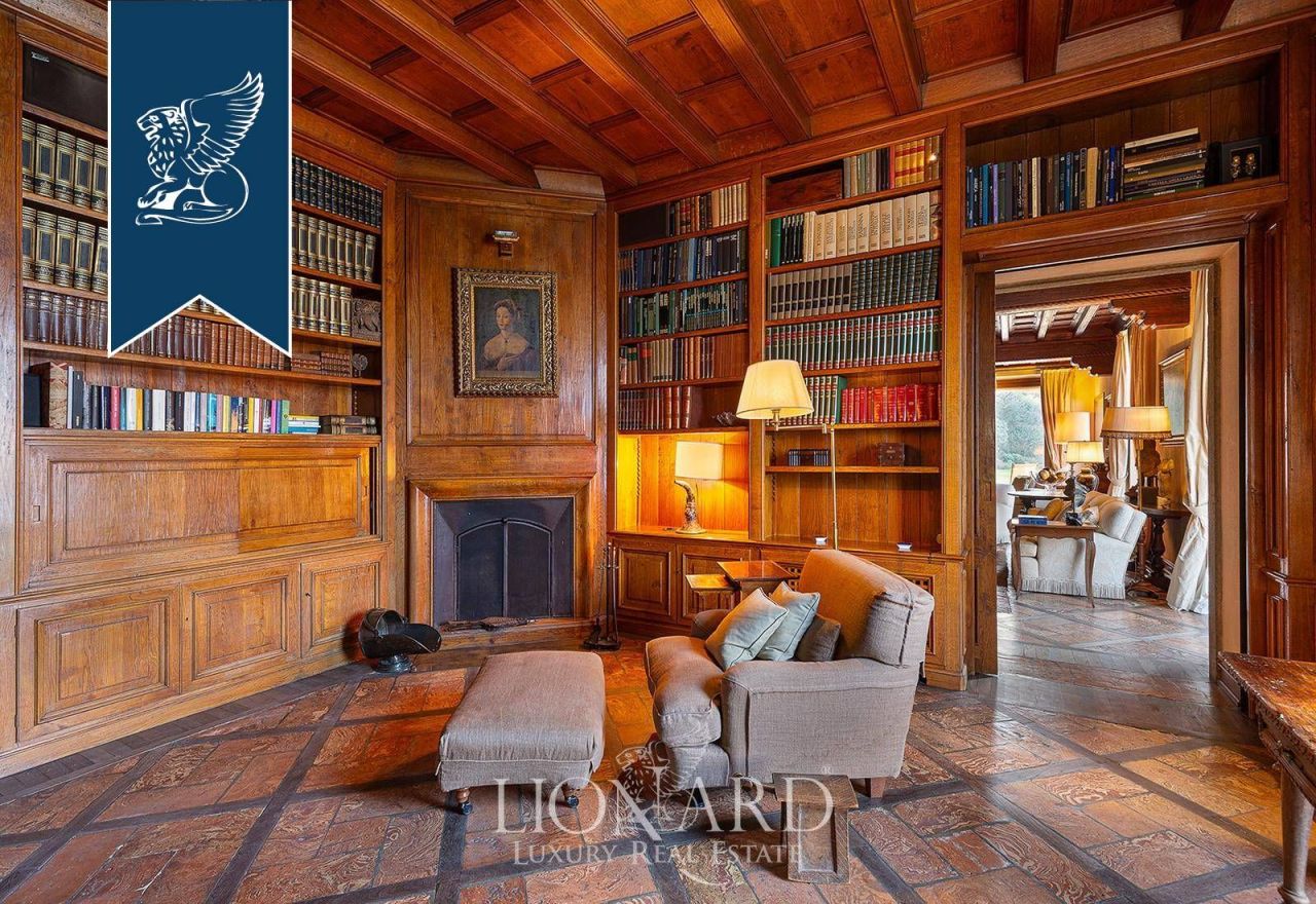 Вилла в Комо, Италия, 980 м² - фото 9