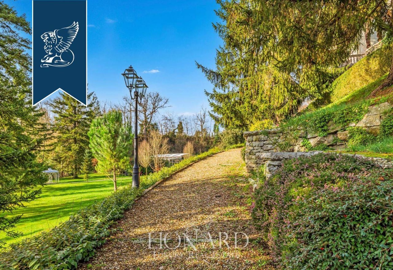 Вилла в Виккьо, Италия, 1 300 м² - фото 12