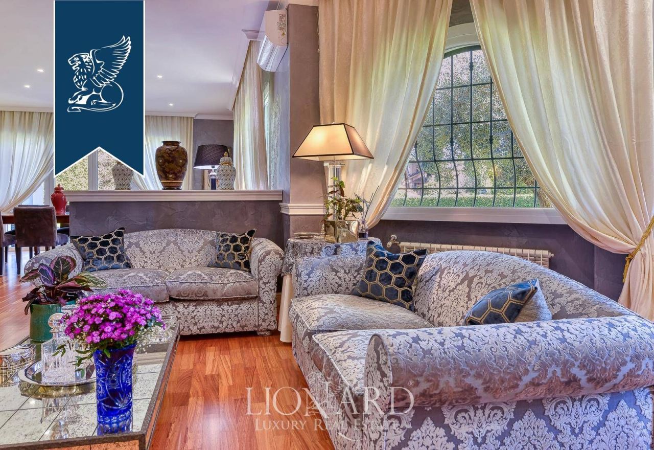 Вилла в Риме, Италия, 500 м² - фото 16