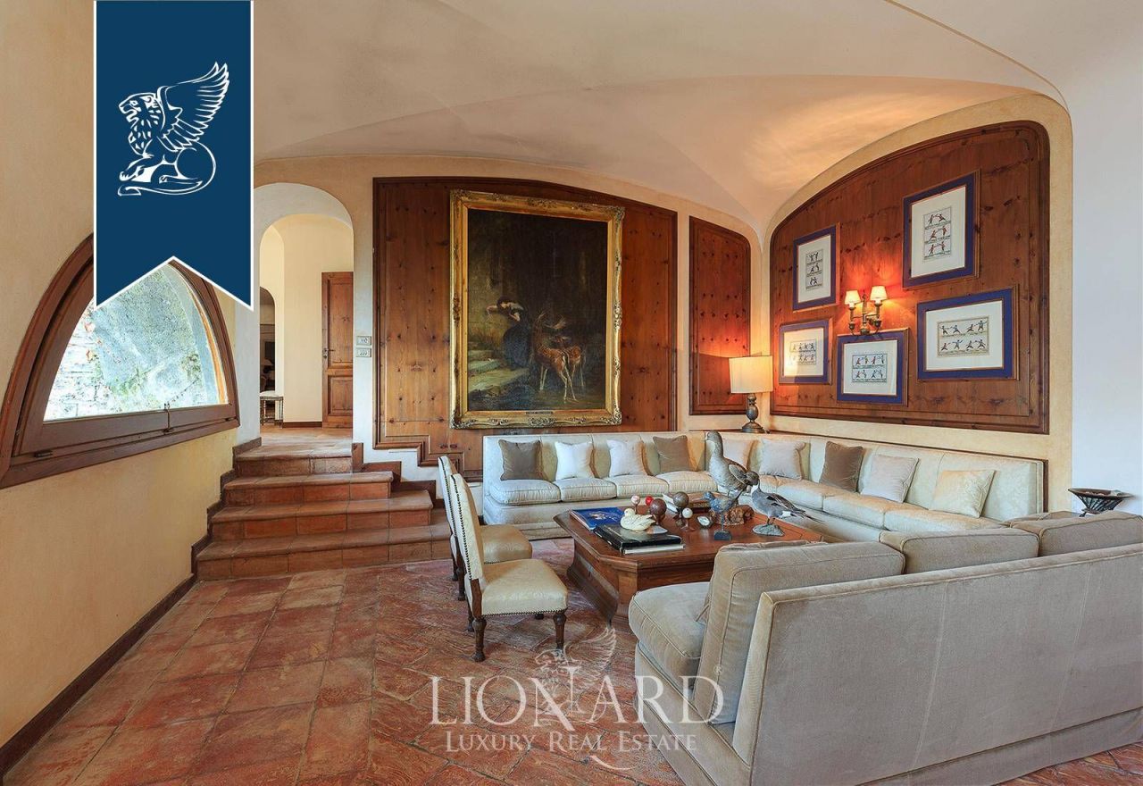 Вилла в Комо, Италия, 980 м² - фото 19