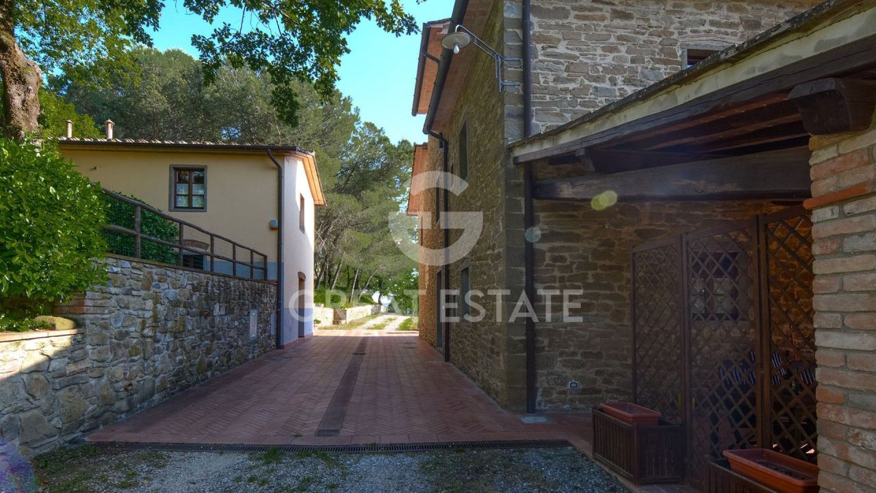 Дом Bucine, Италия, 551.25 м² - фото 8