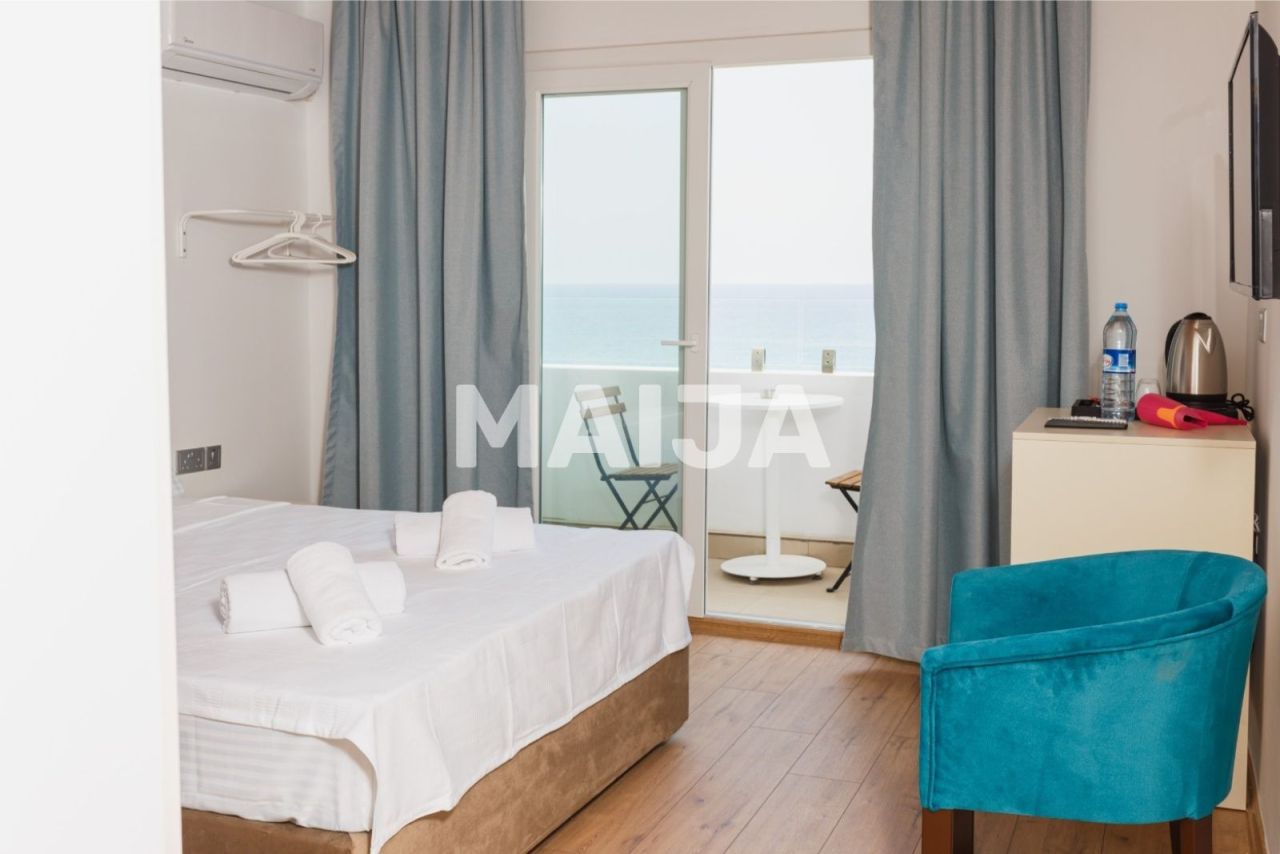 Отель, гостиница в Кирении, Кипр, 1 000 м² - фото 18