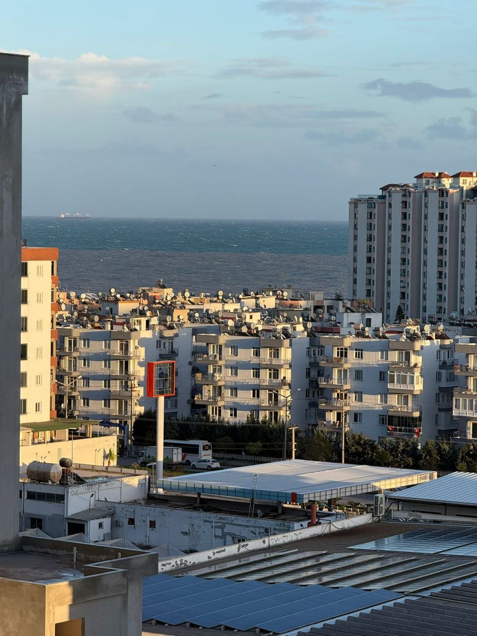 Квартира в Мерсине, Турция, 65 м² - фото 1