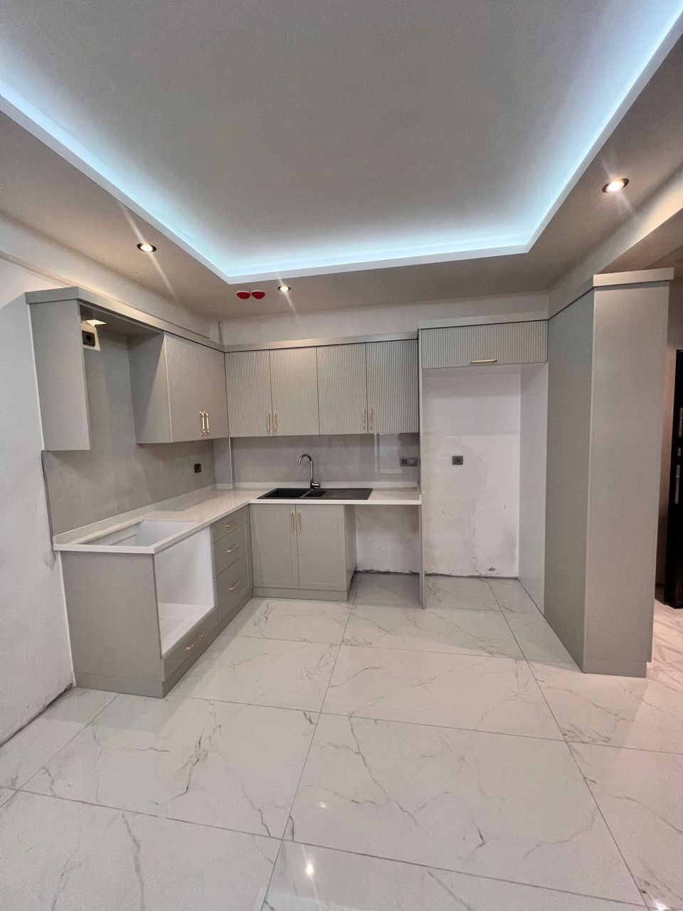 Квартира в Мерсине, Турция, 65 м² - фото 2