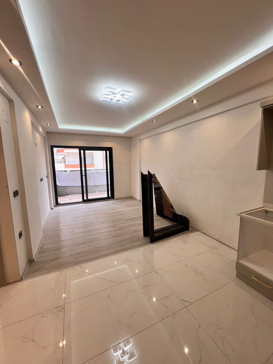 Квартира в Мерсине, Турция, 65 м² - фото 1