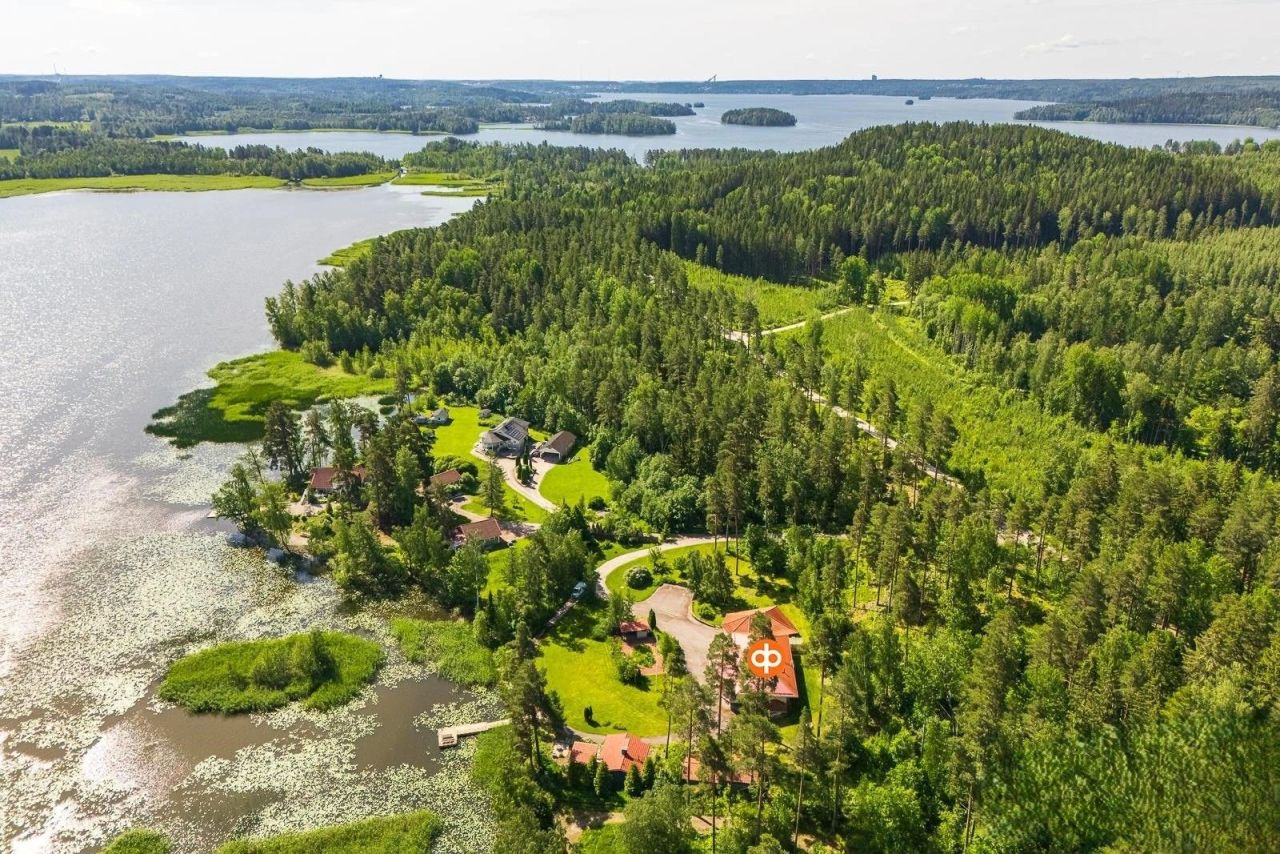 Дом в Холлола, Финляндия, 226 м² - фото 1