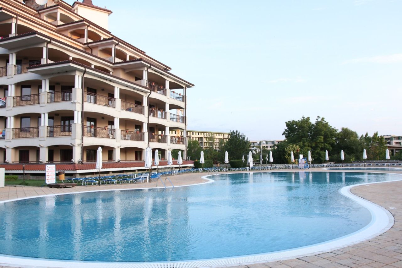 Апартаменты в Обзоре, Болгария, 63 м² - фото 1