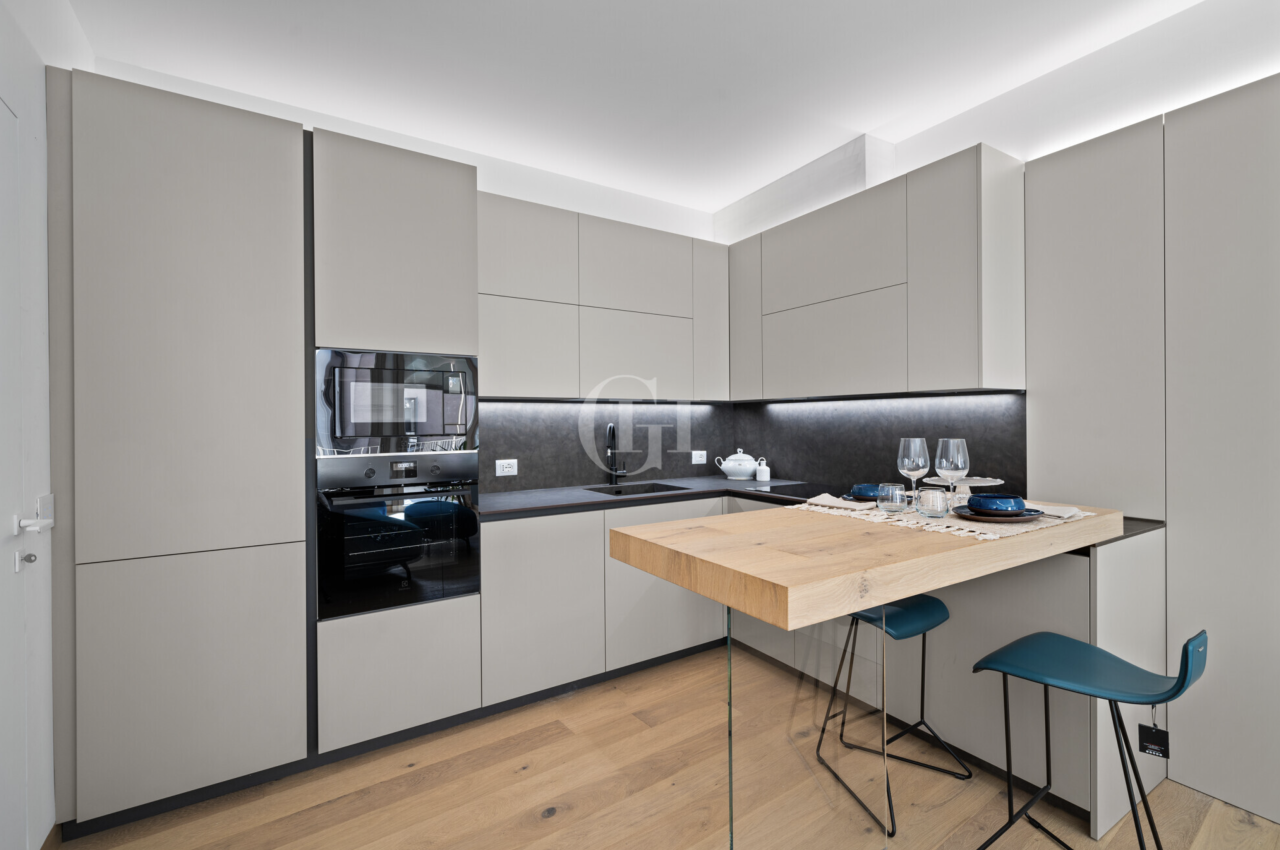 Апартаменты в Дезенцано-дель-Гарда, Италия, 98 м² - фото 8