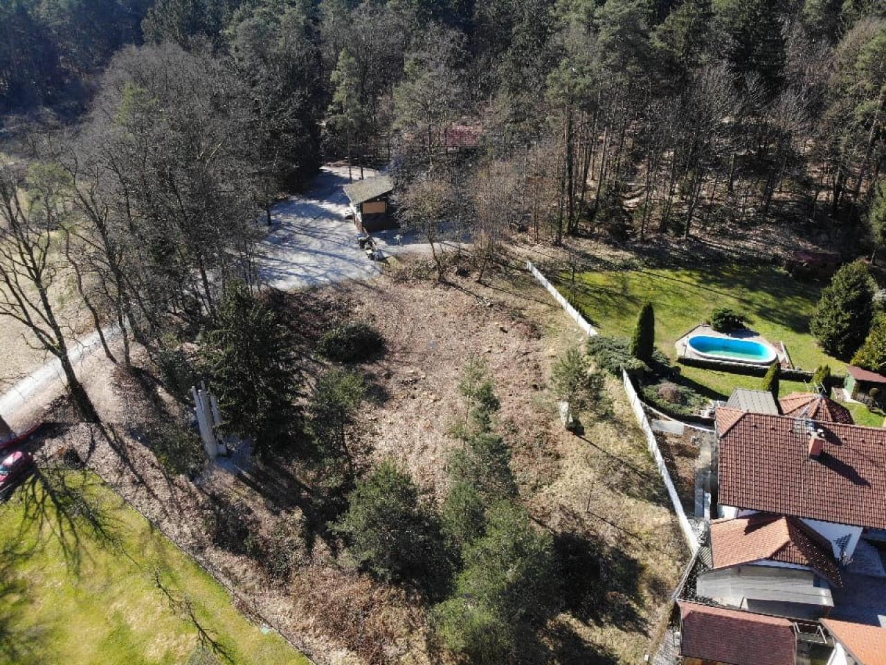 Земля в Любляне, Словения, 1 636 м² - фото 1