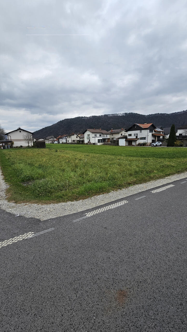 Земля в Любляне, Словения, 519 м² - фото 1