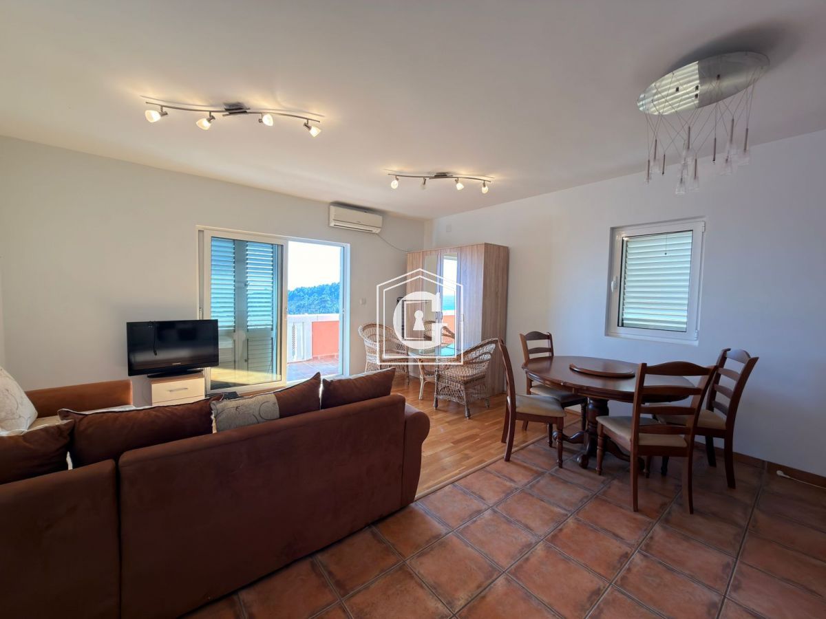 Апартаменты в Петроваце, Черногория, 59 м² - фото 1