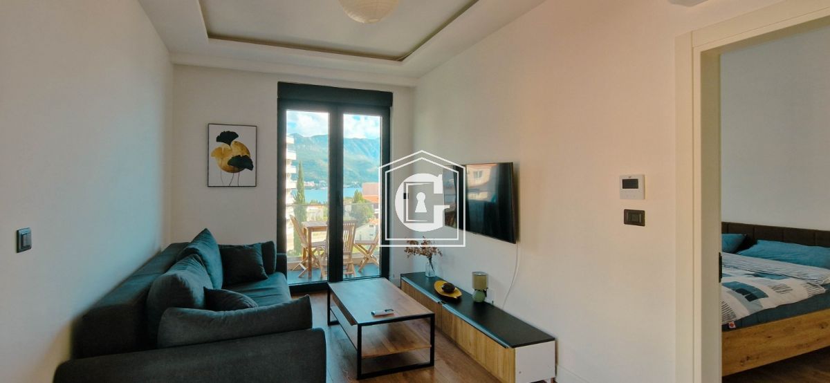 Апартаменты в Бечичи, Черногория, 43 м² - фото 1