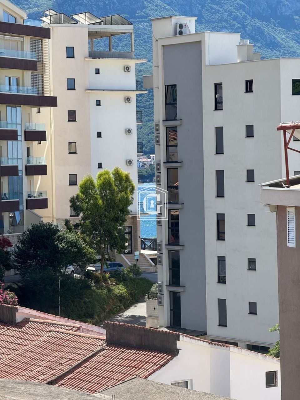 Апартаменты в Бечичи, Черногория, 48 м² - фото 12