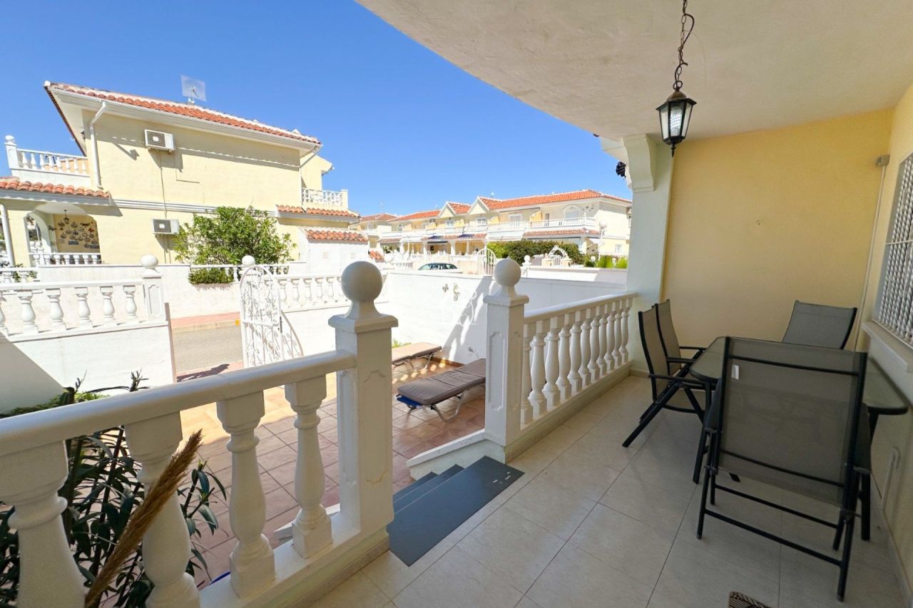 Дом в Сьюдад-Кесада, Испания, 101 м² - фото 4