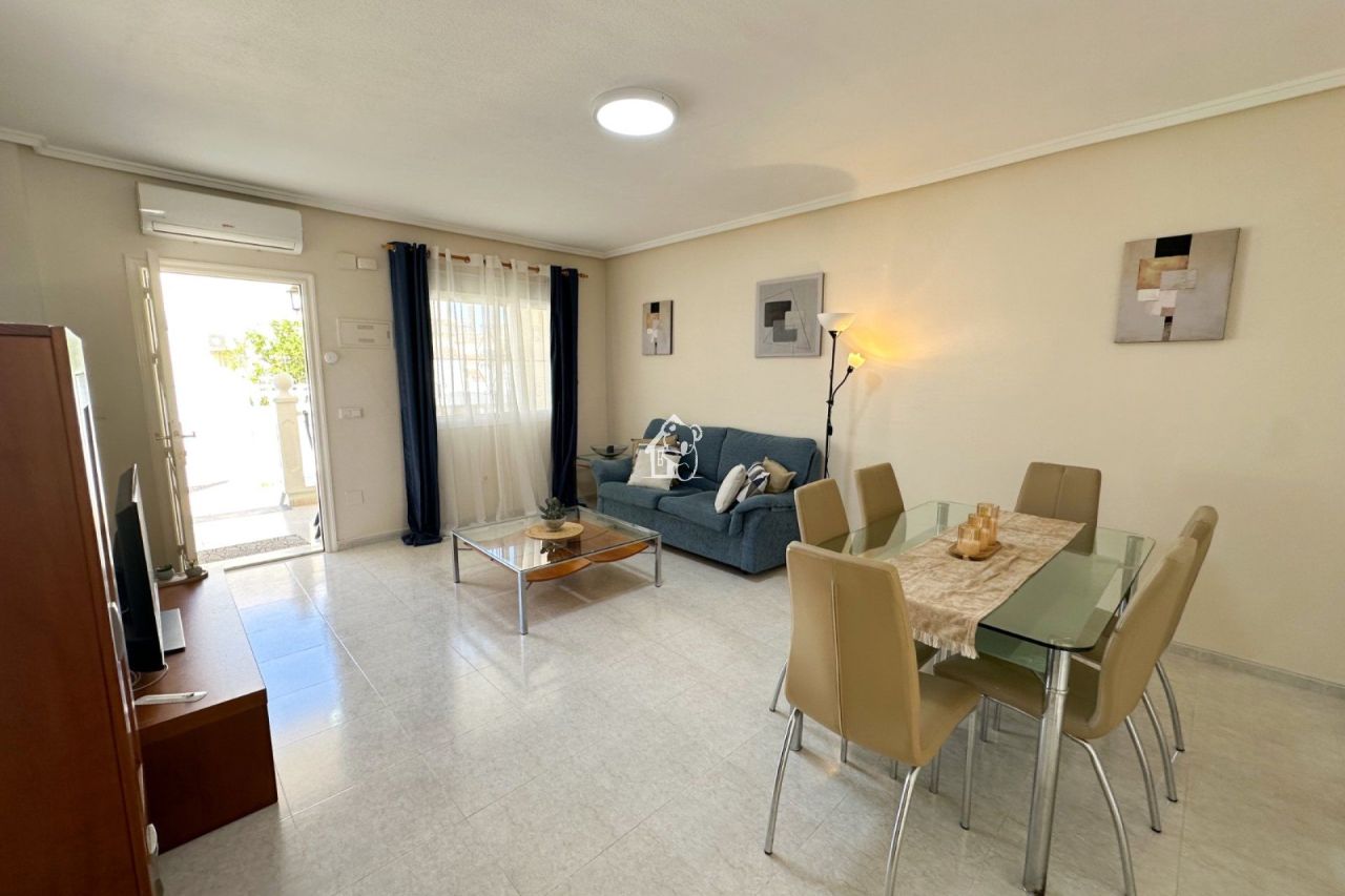 Дом в Сьюдад-Кесада, Испания, 101 м² - фото 6