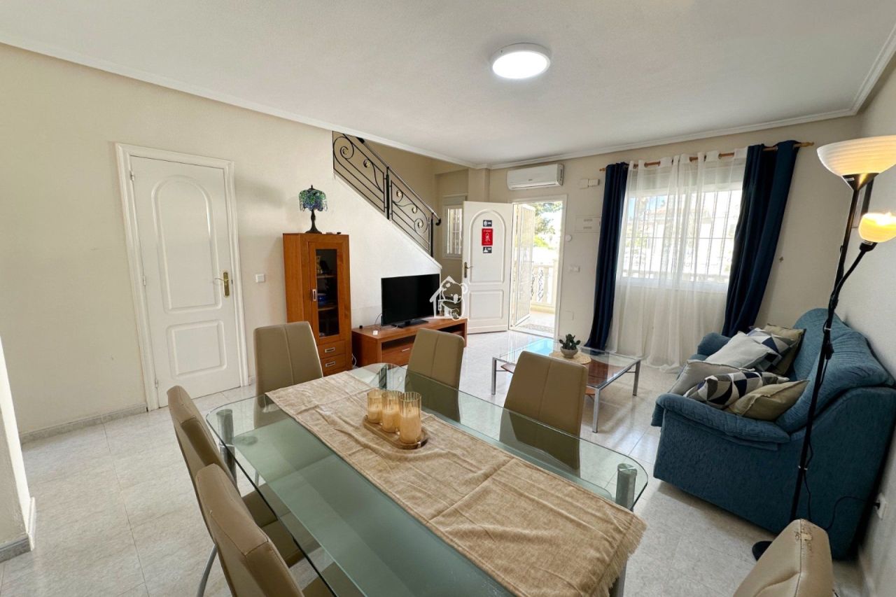 Дом в Сьюдад-Кесада, Испания, 101 м² - фото 8