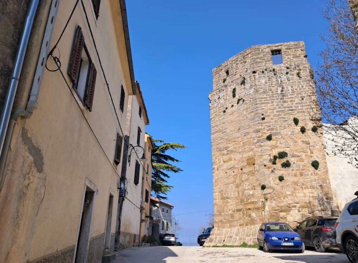 Дом в Буйе, Хорватия, 56 м² - фото 1