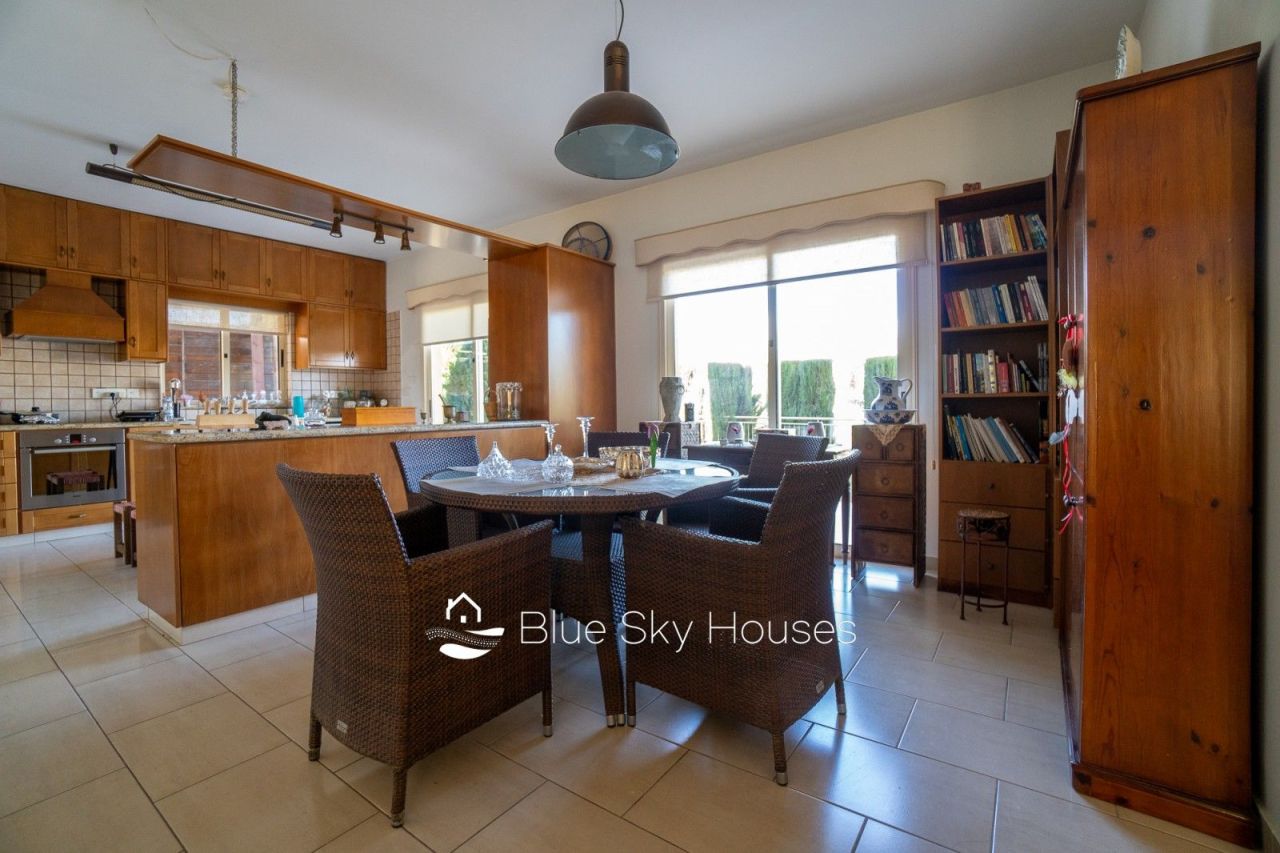 Вилла в Лимасоле, Кипр, 170 м² - фото 4