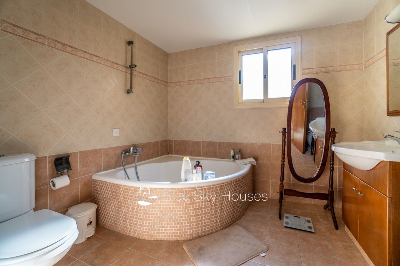 Вилла в Лимасоле, Кипр, 170 м² - фото 14