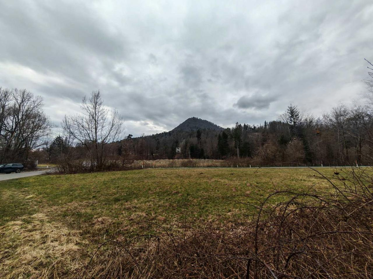 Земля в Любляне, Словения, 1 767 м² - фото 11