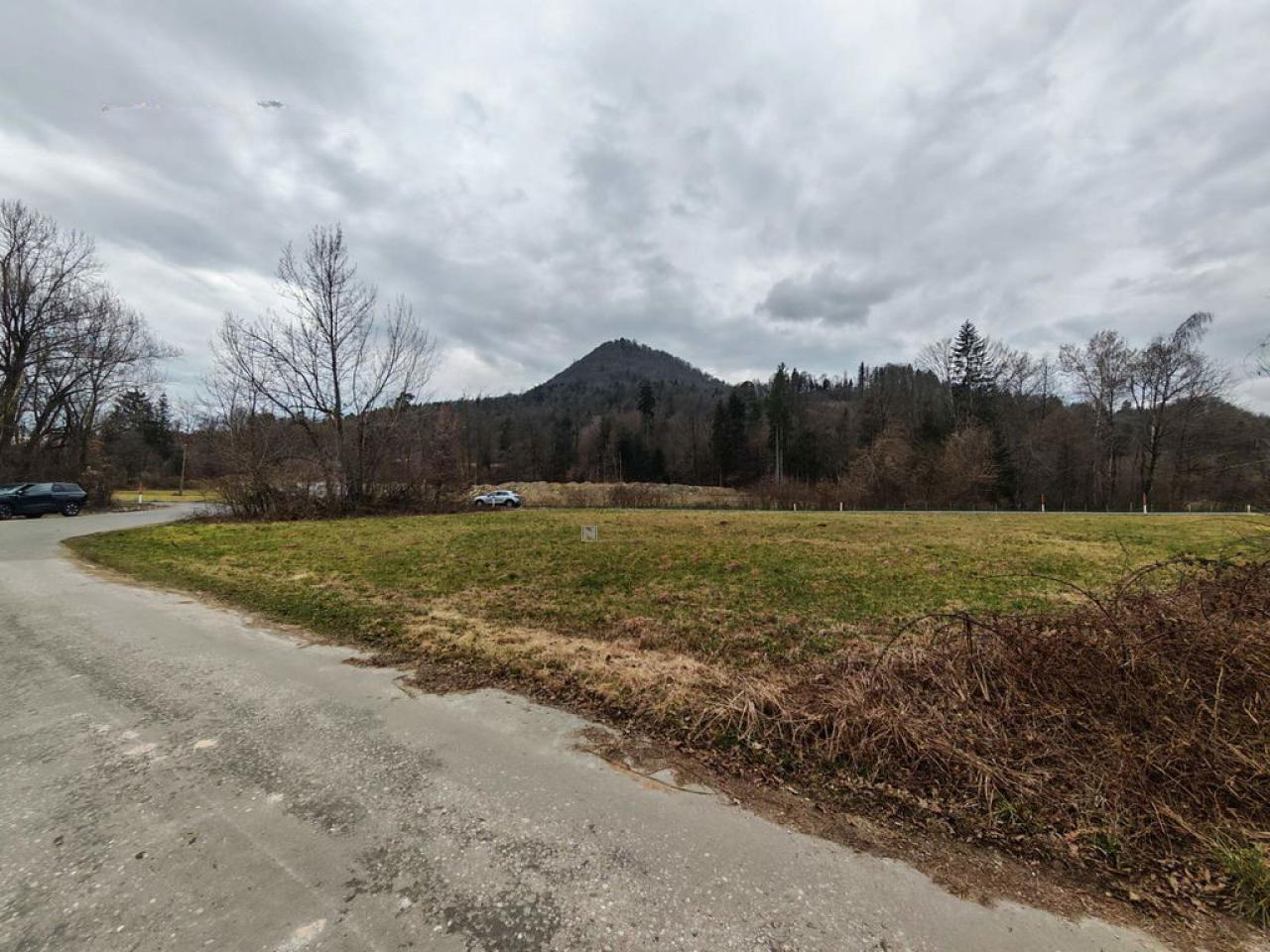 Земля в Любляне, Словения, 1 767 м² - фото 12