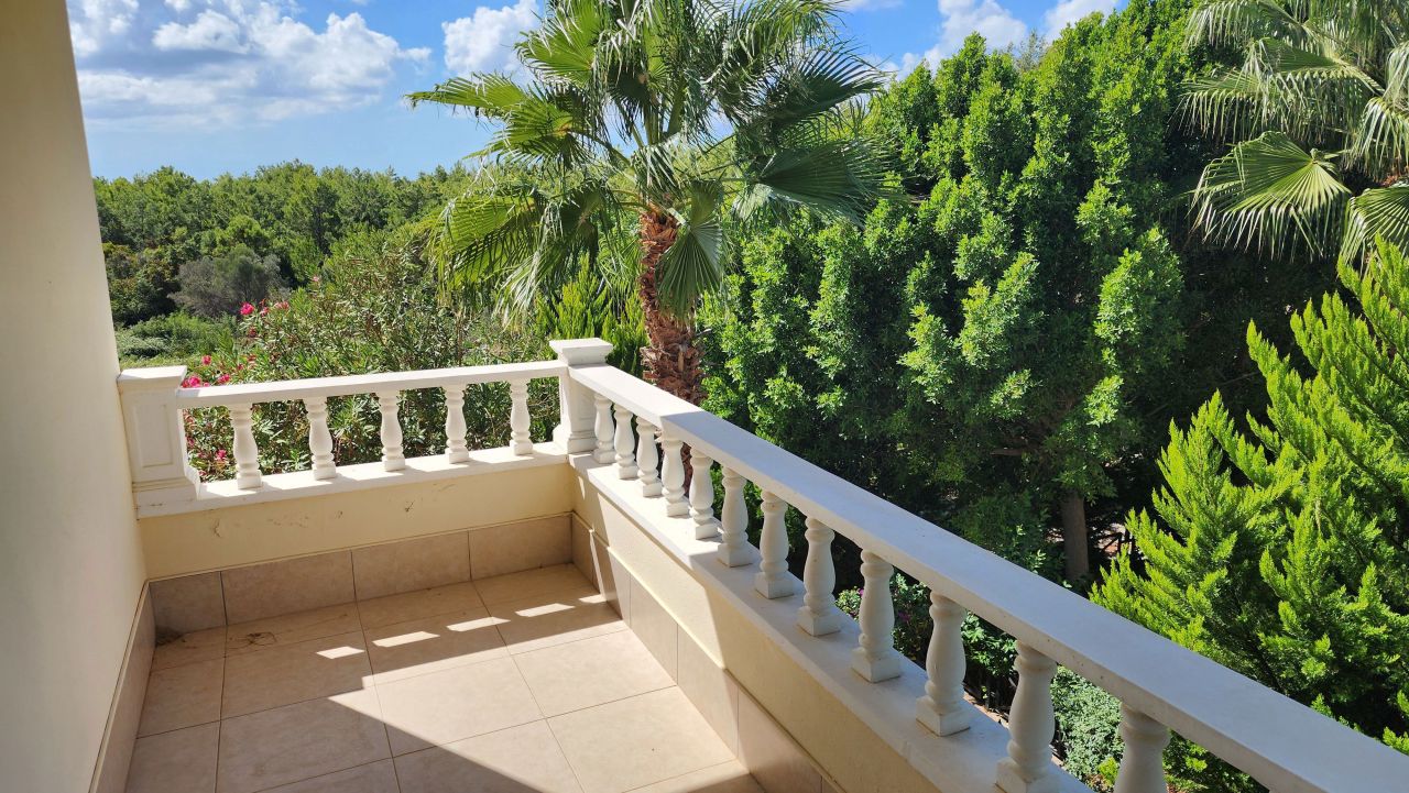 Вилла в Алании, Турция, 200 м² - фото 15