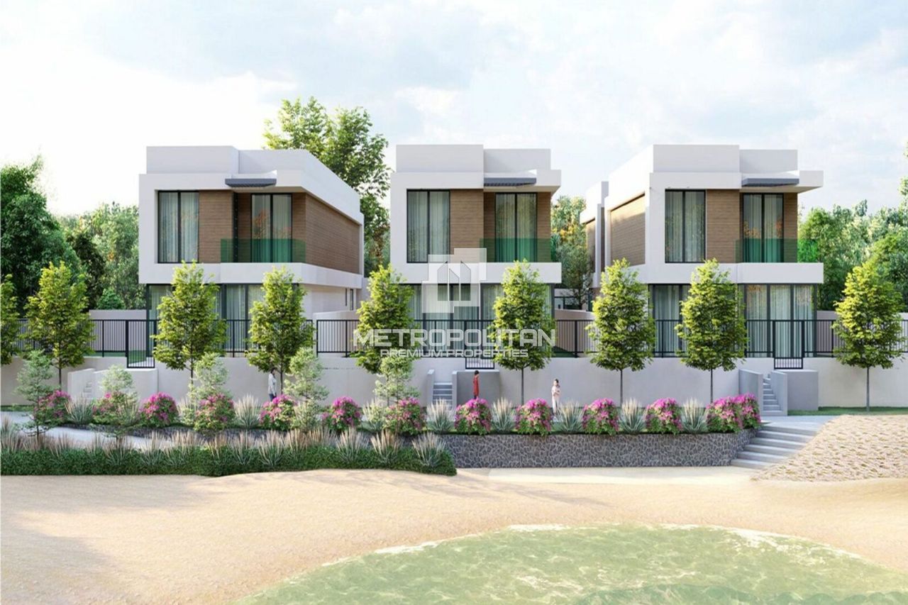 Вилла в Рас-эль-Хайме, ОАЭ, 355 м² - фото 1