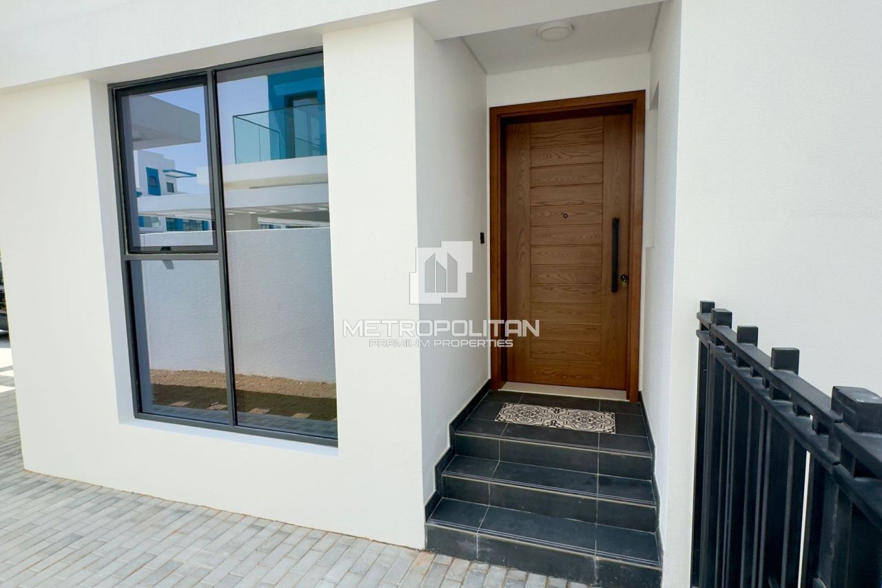 Таунхаус в Дубае, ОАЭ, 272 м² - фото 2