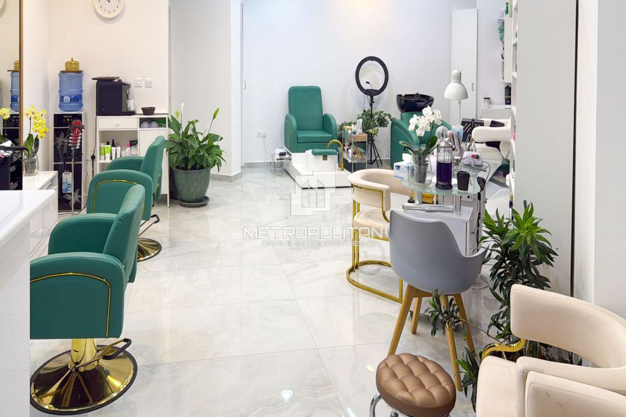 Магазин в Дубае, ОАЭ, 37 м² - фото 4