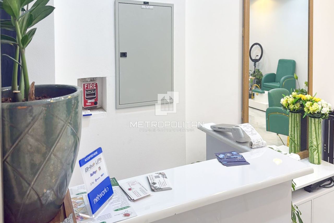 Магазин в Дубае, ОАЭ, 37 м² - фото 7