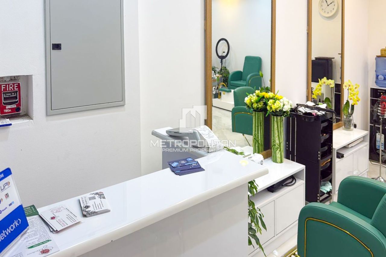 Магазин в Дубае, ОАЭ, 37 м² - фото 8