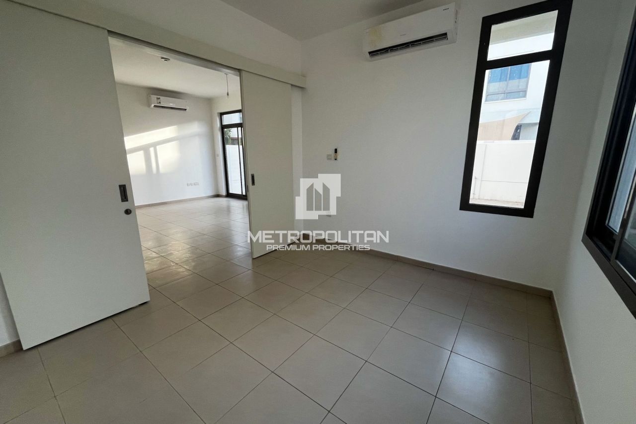 Таунхаус в Дубае, ОАЭ, 221 м² - фото 12