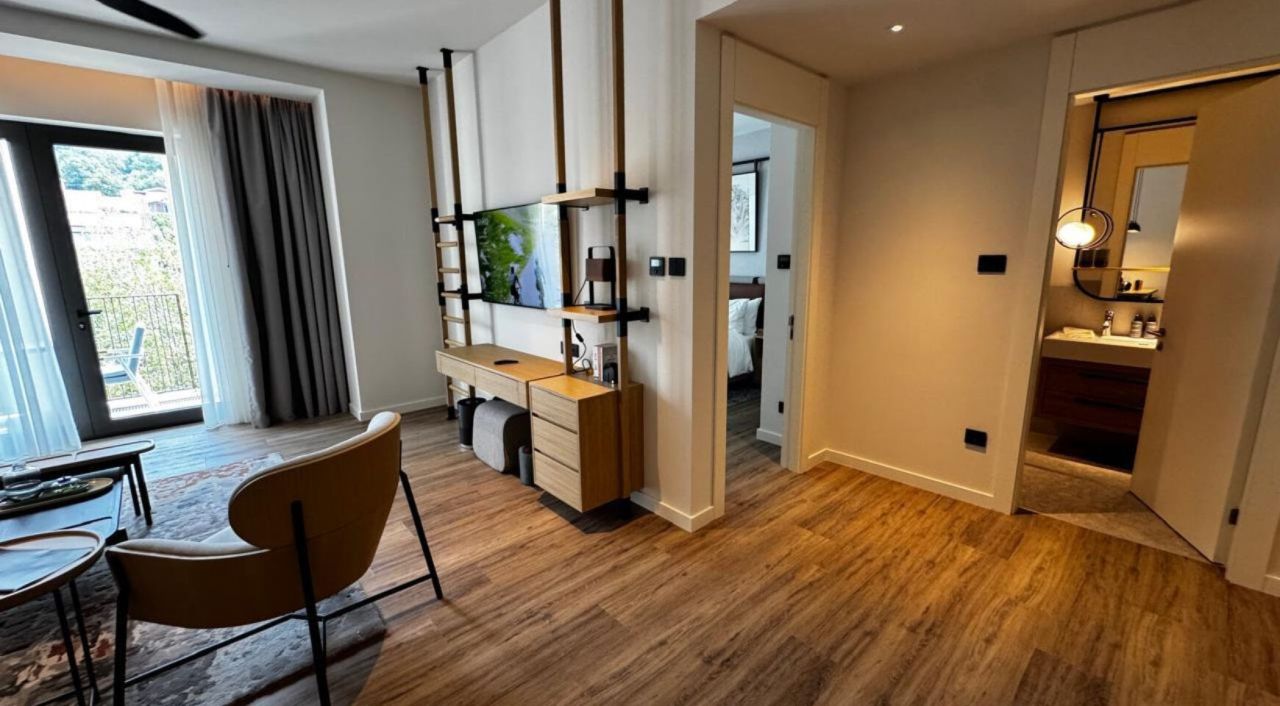 Квартира в Тивате, Черногория, 68 м² - фото 9