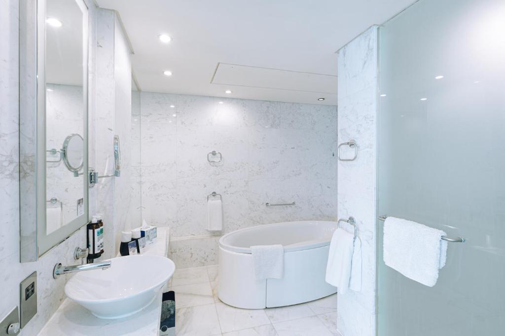 Квартира в Дубае, ОАЭ, 40 м² - фото 2