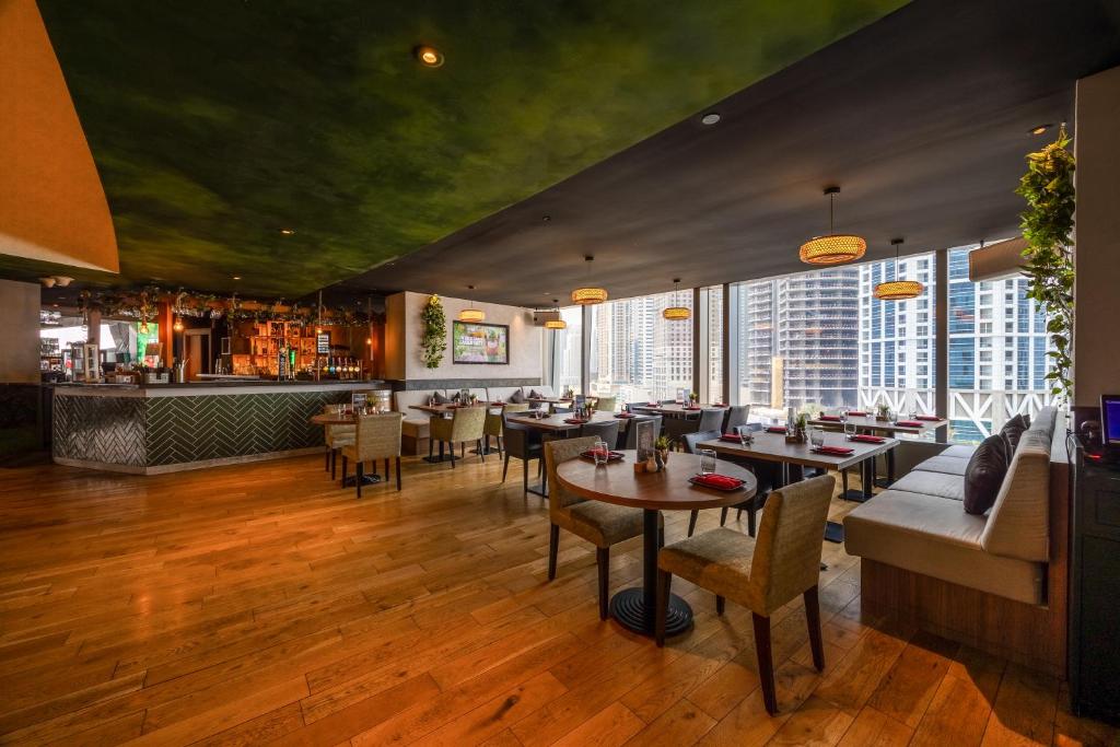 Квартира в Дубае, ОАЭ, 40 м² - фото 16