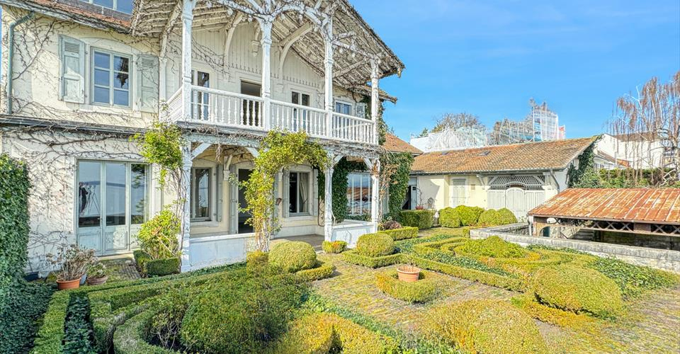 Квартира в Женеве, Швейцария, 660 м² - фото 1