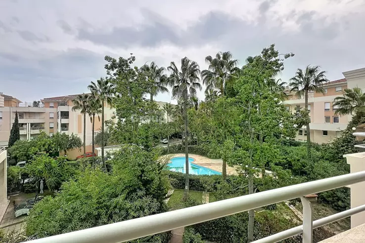 Квартира в Каннах, Франция, 69 м² - фото 1