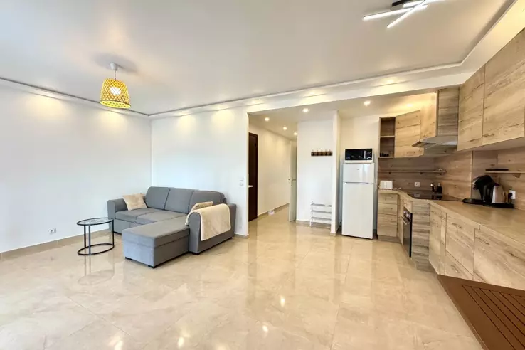 Квартира в Каннах, Франция, 62 м² - фото 1