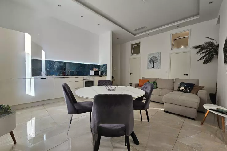 Квартира в Каннах, Франция, 73 м² - фото 1