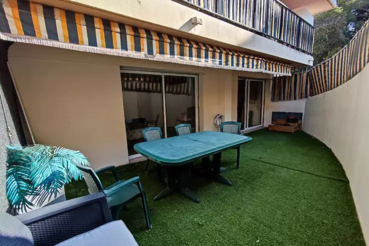 Квартира в Каннах, Франция, 68 м² - фото 1