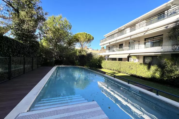 Квартира в Каннах, Франция, 46 м² - фото 1