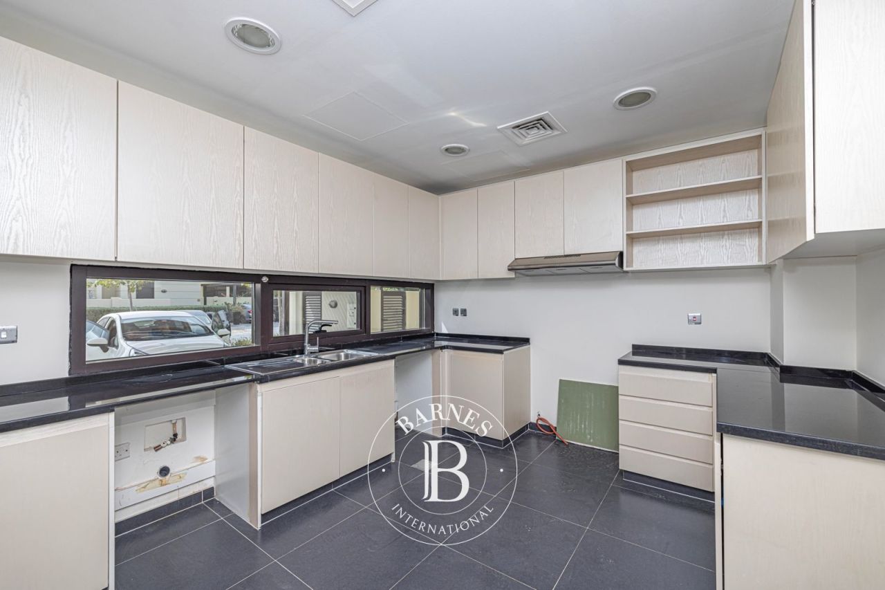 Таунхаус в Дубае, ОАЭ, 253 м² - фото 6