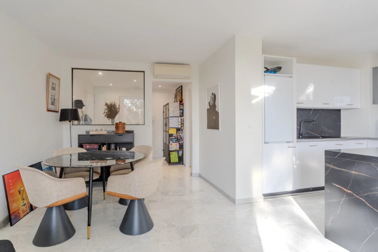 Квартира в Каннах, Франция, 105 м² - фото 2